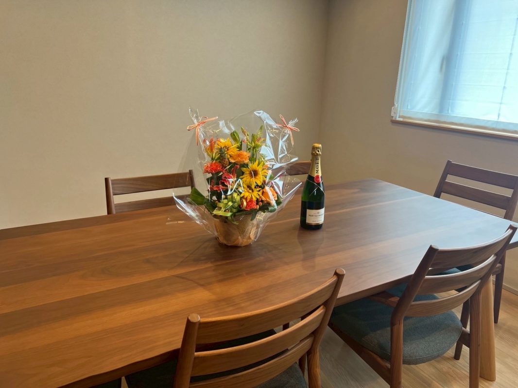 1CCDF241 F61A 4B29 BB6A 40B0D9D1916D